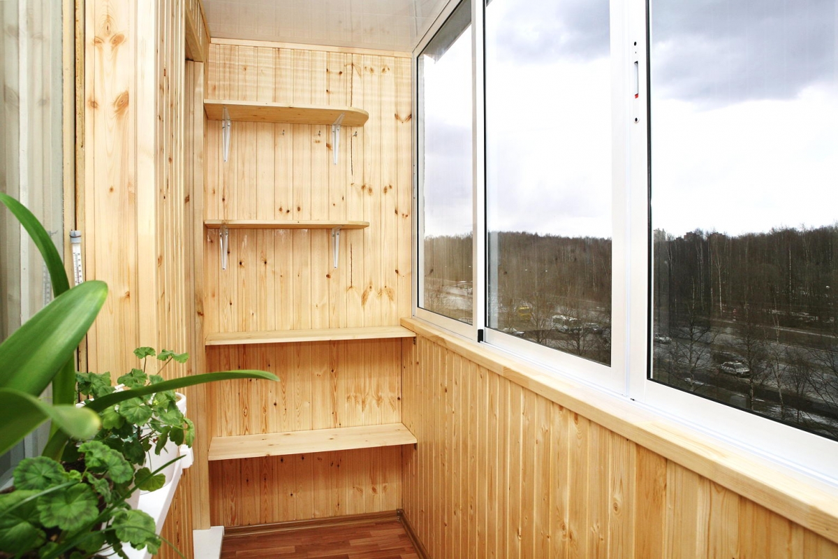 Отделка балкона и лоджии деревом, деревянной вагонкой - цена за метр работы, фото, идеи дизайна